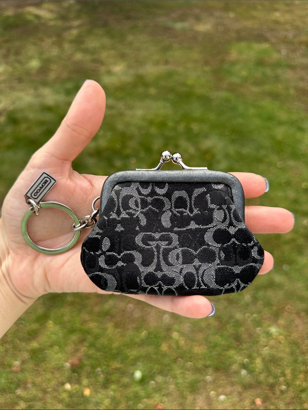 Vintage Coach Black Signature Kisslock Coin Purse Key Fob